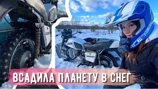 Застряла в снегу с ИЖ Планетой