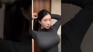 男生都喜歡看女生綁頭髮，是嗎？#醫美諮詢 #美胸顧問tina #tina護理師的醫美日記 #產後媽媽恢復顧問 #魔滴二代 #女王波 #醫美推薦 #醫美