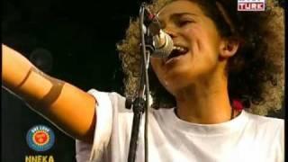 Nneka - Heartbeat