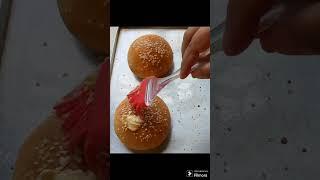 #burger #homemadeburger #alootikkiburger #burgerrecipe #viralvideo #shortsvideo