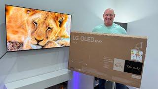 LG 42’ LG C4 OLED | Unboxing & Demo. Small but MIGHTY OLED