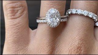 Ensley & Bella - Platinum Classic Halo Bridal Ring Set with Oval Diamond