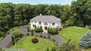 10 Bishop Ln, Middleton MA - Louise Touchette - 617-605-0555