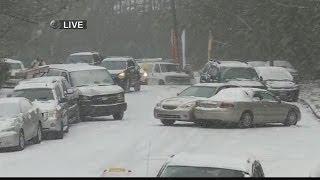 Snow in Alabama 11:30 a.m. live hit.