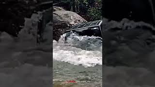 Mahindra thar driving stunts video in water ||क्या thar पानी में चल पाएगी #shorts #mahindra_thar