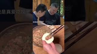 料理情怀:  锅贴～ 黄磊 锅贴 酥脆多汁