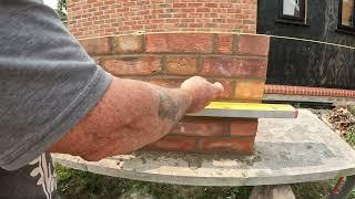 Beginner's Bricklaying Guide - A Different Garden Wall Bond