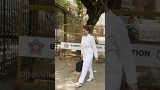 Malaika Arora Arrives At Mom's House Post Her Dad's Demise  | #shorts #bollywood