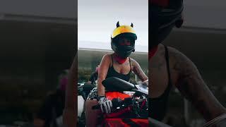 Get ready  #motorgirl #motorcyclegirl #motogirl #helmet