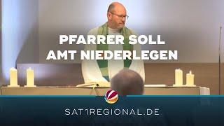 Pfarrer soll nach Kritik an Kirche Amt niederlegen – Gemeinde solidarisiert sich