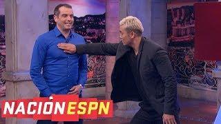 Wrestling champion Kazuchika Okada delivers chop, but not piledriver, to Max Bretos | Nación | ESPN