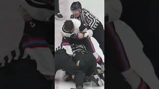 Peter Laviolette vs Mikael Robidoux #hockey #hockeyfight #echl