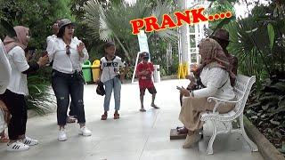 HUMAN STATUE PRANK : Teriakan yang sangat kencang sekali