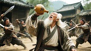 2025 Kung Fu Film! Crazy Old Man Is a Martial Arts Master—One Drunken Fist Beats Everyone!