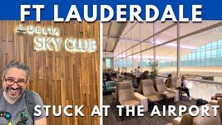 Exploring the Delta Sky Club During a Flight Delay | Atmosphere, Gluten Free Food & More at FLL!