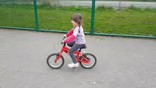 Esme first bike ride. Learning to ride.