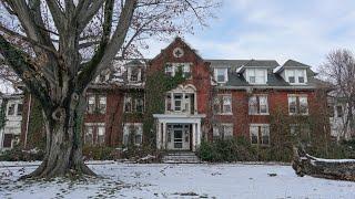 Exploring a Creepy Abandoned Retirement Home - Former Asylum (everything left)