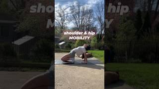 Bodyweight movement drills for better shoulder & hip #mobility 