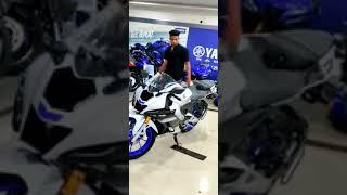 yamaha R15 V4 M delivered ||Next video 3k subscribers ||