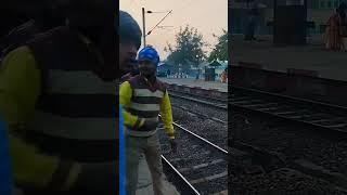 Grand Entry Of WAP 4 ️️#shorts #youtubeshorts #viral #indianrailways #reels