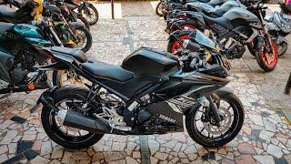 Yamaha R15 V3 BS6 Dark Knight | Walkaround | SpeedyLio 