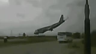 Insane Airplane Crashes.. (don't watch if squeamish)