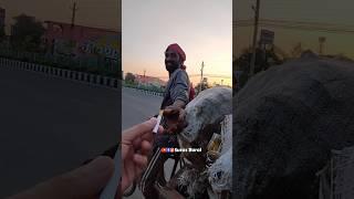 Giving Cigarette  to stranger#trendingshorts#viralshorts#kuchtobatazindagi#salmankhan#