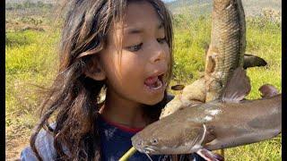 kmeng knong prey .Meet Fish In The Lake Cacth And Cooking