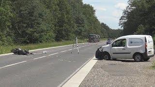 Transporter gegen Roller - Rollerfahrer verstorben in Köln-Grengel am 18.06.19 + O-Ton