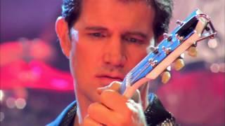 CHRIS ISAAK -  Live In Concert.  p. s . RAUL MALO