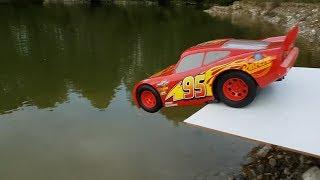 Toy Cars Slide Dlan play Sliding Cars Jump into Water