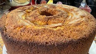 MY MOMS SURPRISE BIRTHDAY CAKE/OLD SCHOOL CREAM CHEESE POUND CAKE/FRIDAY NIGHT CAKE OF THE WEEK