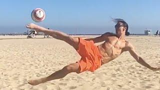 Ibrahimovic Funny Moment - Playing football at Venice beach