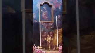 Altari maestosi e odorosi in omaggio alla Madre di Dio Maria Santissima. Maggio 2025