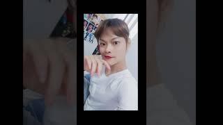墙里秋千墙外道，墙外行人，墙里佳人笑。 笑渐不闻声渐悄，多情却被无情恼 ——《蝶恋花》苏轼