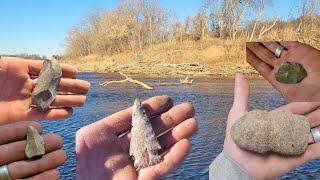 Arrowhead Hunting in Oklahoma Territory Mudlarker  sniffs out artifacts in river with Matt