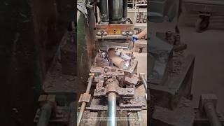 Combining tradition with machinery! See how glazed tiles are molded