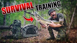 Übernachtung im 1-Mann Militär Zelt + Hecht filetieren - BIWAK Survival Training | Fritz Meinecke