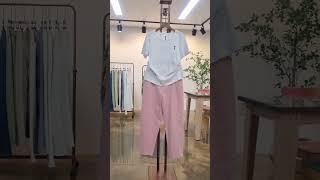 101.핑크 배기핏 면바지/고양이반팔티/바람막이 #4060 #간절기룩 #중년패션코디 #데일리룩 #여행룩