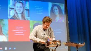 Denis Yakovlev performs "Tchik" by Nicolas Martynciow