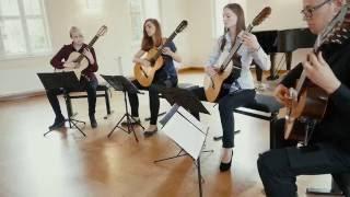 Sergio Assad - Uarekena (performed by Weimar Guitar Quartet)