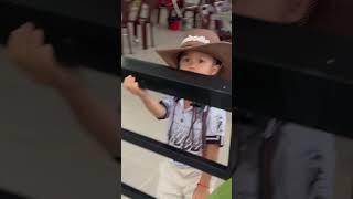 Small cowboy want to eat ice cream. #cowboys #boy #love #1mellionviews #1000subscriber