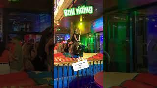 “Chaos in the Ring: Wild Bull Ride Shocks Benidorm Crowd!”