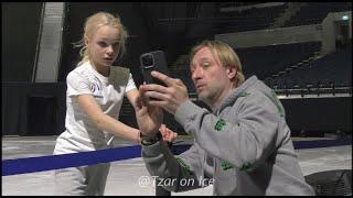 After the show Elena Kostyleva jumps a triple axel. Coach - Evgeni Plushenko