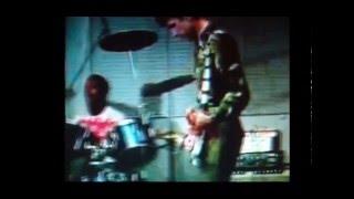 DEAD KENNEDYS - HOLIDAY IN CAMBODIA