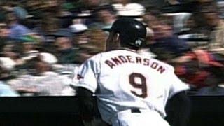 TEX@BAL: Anderson blasts a homer onto Eutaw St.