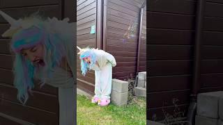 Unicorn’s Toilet Tale 