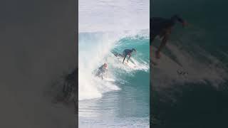 Kelly Slater Pulls In Behind Local Surfer #shorts