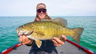 BIGGEST Lake St. Clair Smallmouth Bass of the YEAR - Fishing