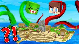 Mikey and JJ SNAKES Attacked The Island in Minecraft (Maizen)